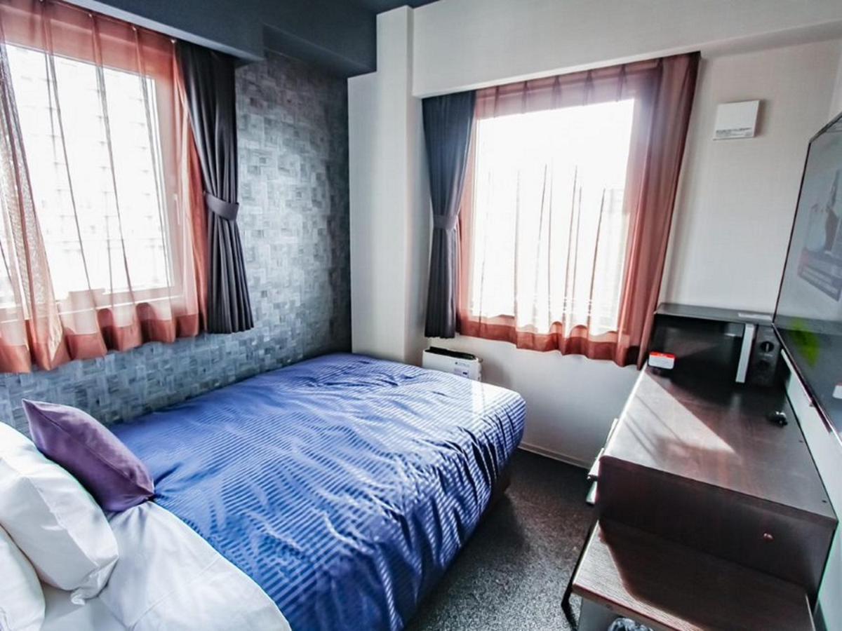 Hotel Livemax Premium Umeda East Osaka Esterno foto